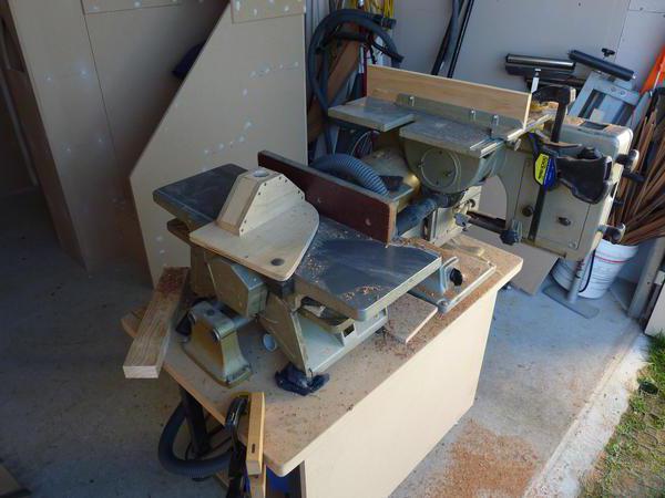 स्वयं निर्मित चार तरफ लकड़ी की मशीन 