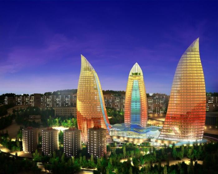 बाकू - अज़रबैजान की राजधानी और ट्रांसकोकेशिया का सबसे बड़ा शहर