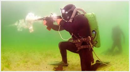 पानी के नीचे के हथियार: पेशेवर और विपक्ष